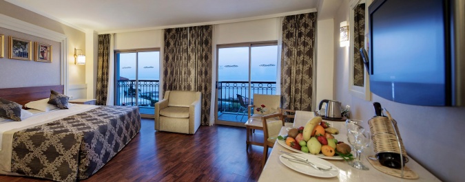 Süperior Deniz Manzralı Oda